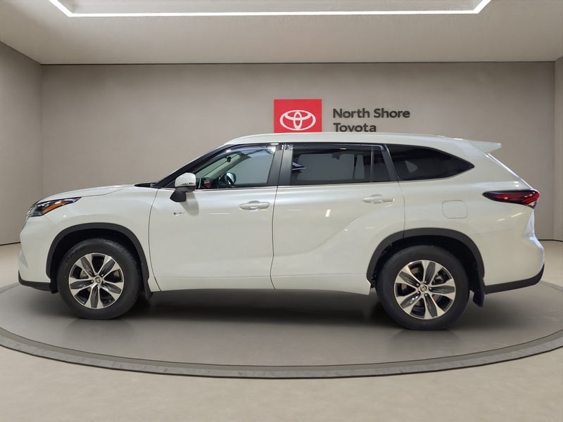 2025 Toyota Highlander Limited 2.5L Hybrid AWD SUV image 5
