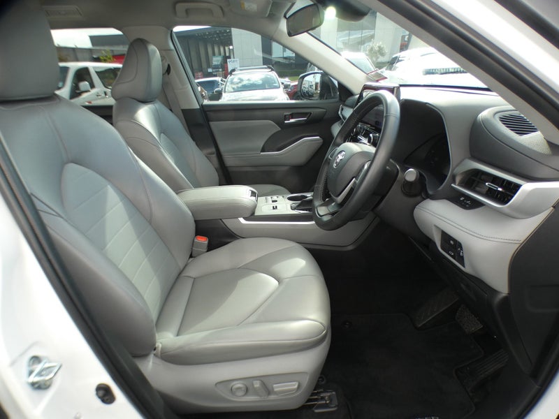2025 Toyota Highlander Limited 2.5P HEV ECVT AWD image 2
