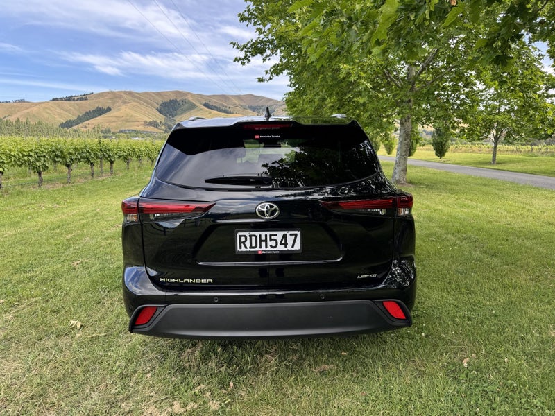 2025 Toyota Highlander Limited 2.5P Hybrid 7 seats image 5