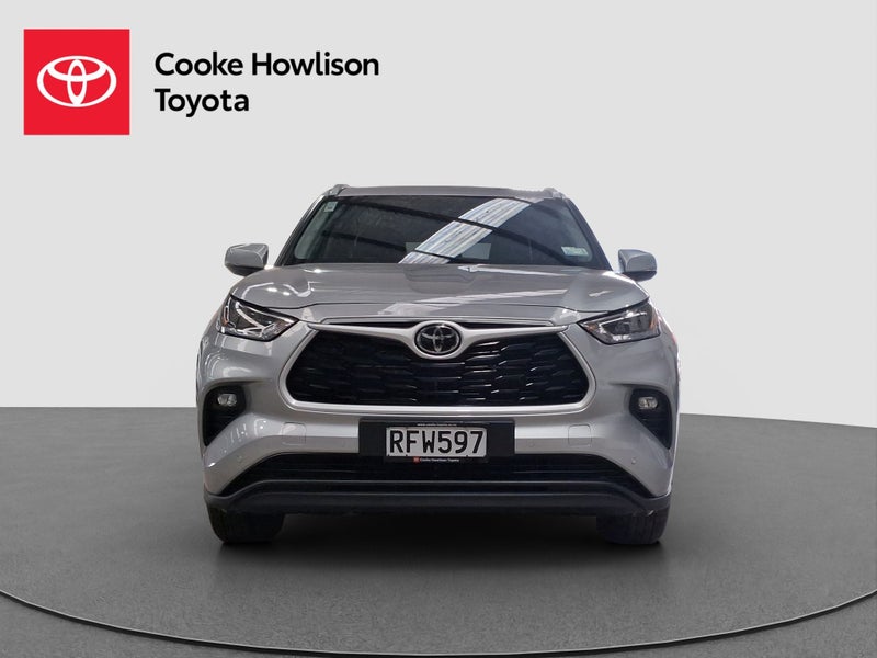 2025 Toyota Highlander Limited Hybrid image 2