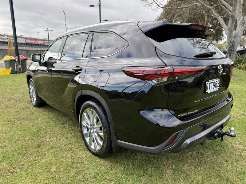 2025 Toyota Highlander Limited ZR 2.5 Hybrid CV... image 5
