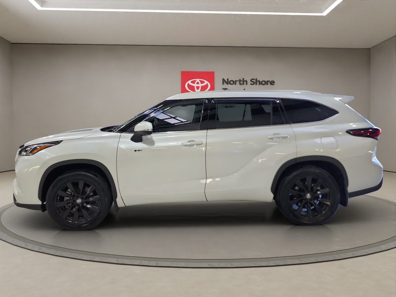 2025 Toyota Highlander Limited ZR 2.5L Hybrid A... image 4