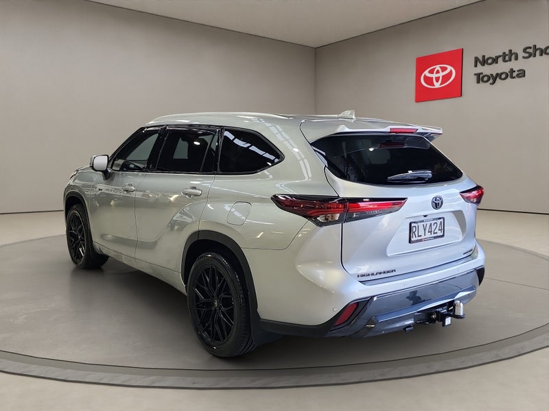 2025 Toyota Highlander Limited ZR 2.5L Hybrid A... image 5
