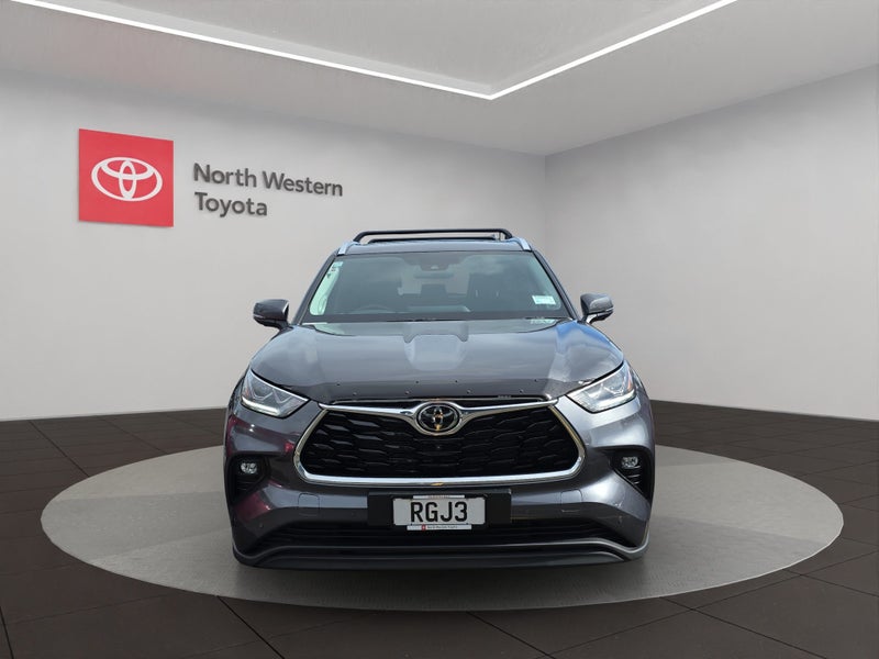 2025 Toyota Highlander Limited ZR 2.5L Hybrid A... image 2