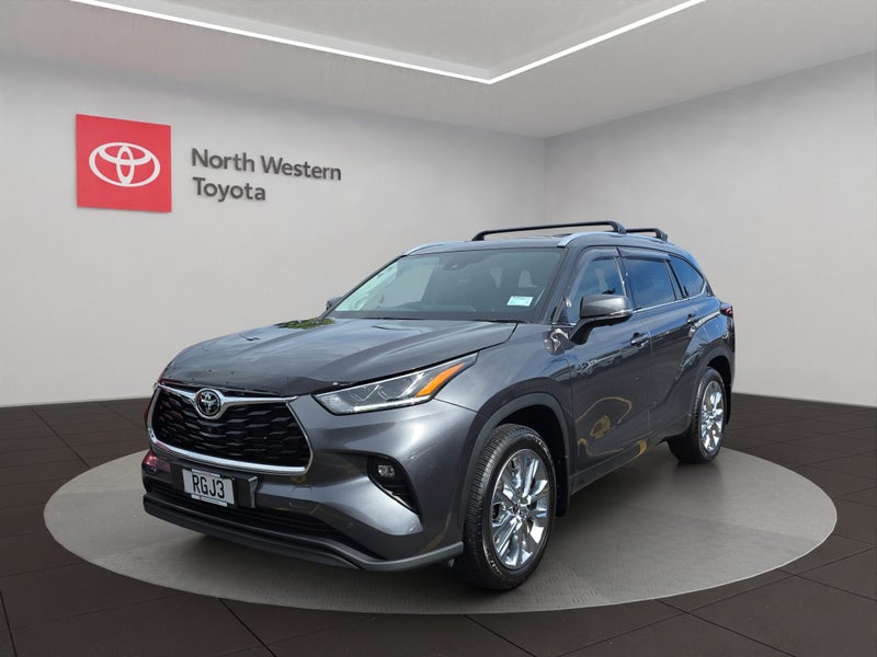 2025 Toyota Highlander Limited ZR 2.5L Hybrid A... image 3