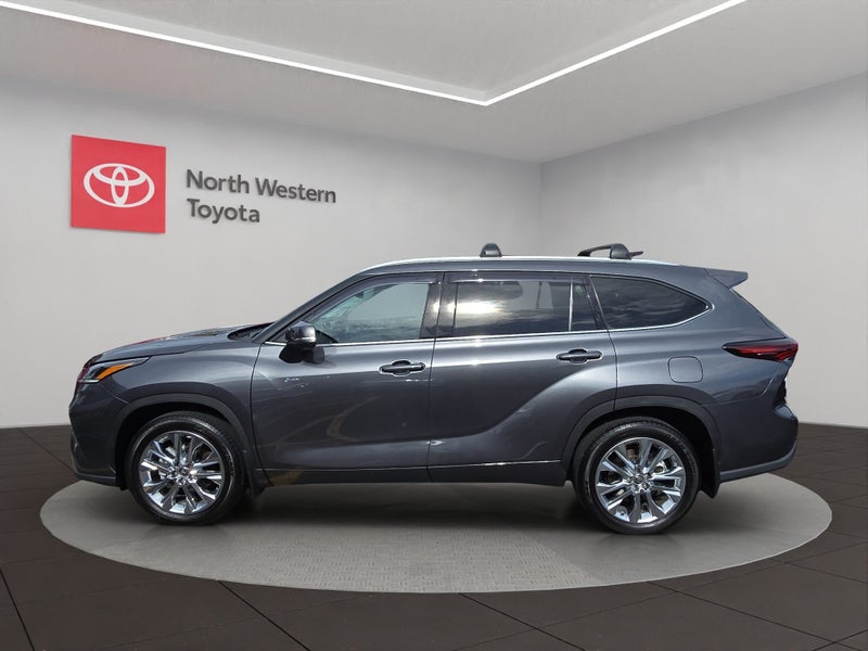 2025 Toyota Highlander Limited ZR 2.5L Hybrid A... image 4
