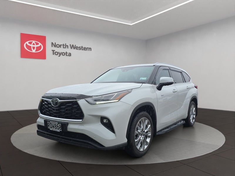 2025 Toyota Highlander Limited ZR 2.5L Hybrid A... image 3