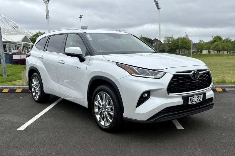 2025 Toyota Highlander Limited ZR 2.5L Petrol H... image 1