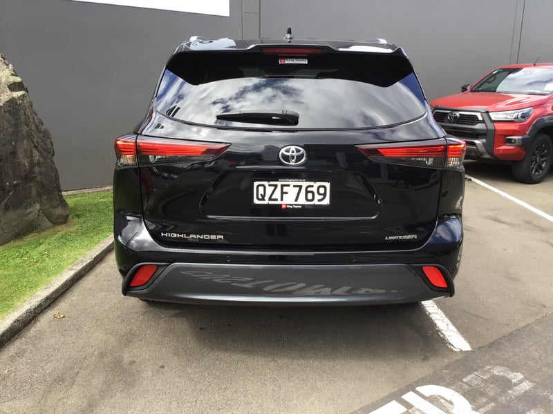 2025 Toyota Highlander Limited ZR 2.5P HEV image 3