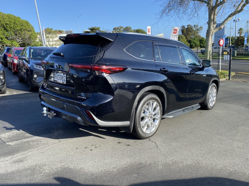 2025 Toyota Highlander Limited ZR 2.5P HEV AWD SUV image 2