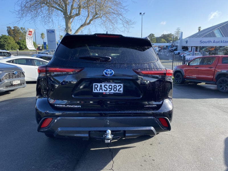 2025 Toyota Highlander Limited ZR 2.5P HEV AWD SUV image 3