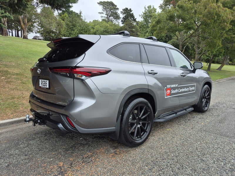 2025 Toyota Highlander Limited ZR 2.5P HEV ECVT... image 4