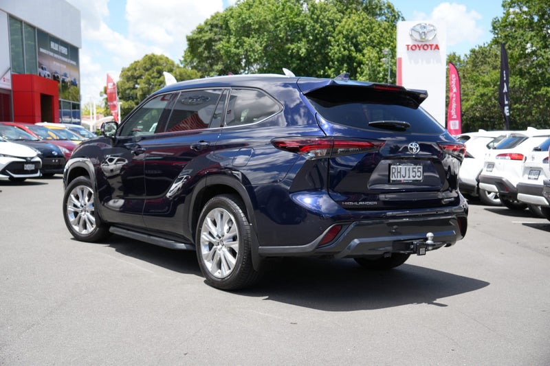 2025 Toyota Highlander Limited ZR 2.5P HYBRID image 3