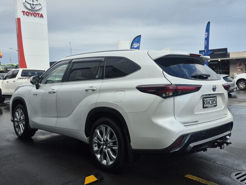 2025 Toyota Highlander Limited ZR 2.5P HYBRID AWD image 5