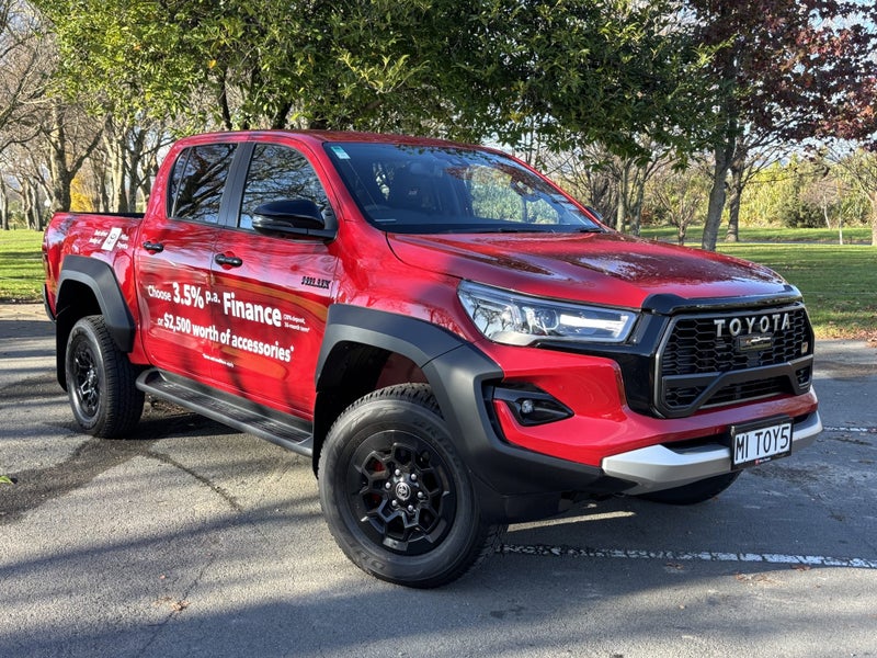 2025 Toyota Hilux GR Sport 2.8D 4WD Auto image 1