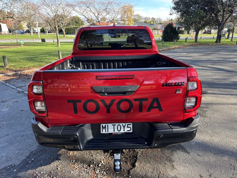 2025 Toyota Hilux GR Sport 2.8D 4WD Auto image 4