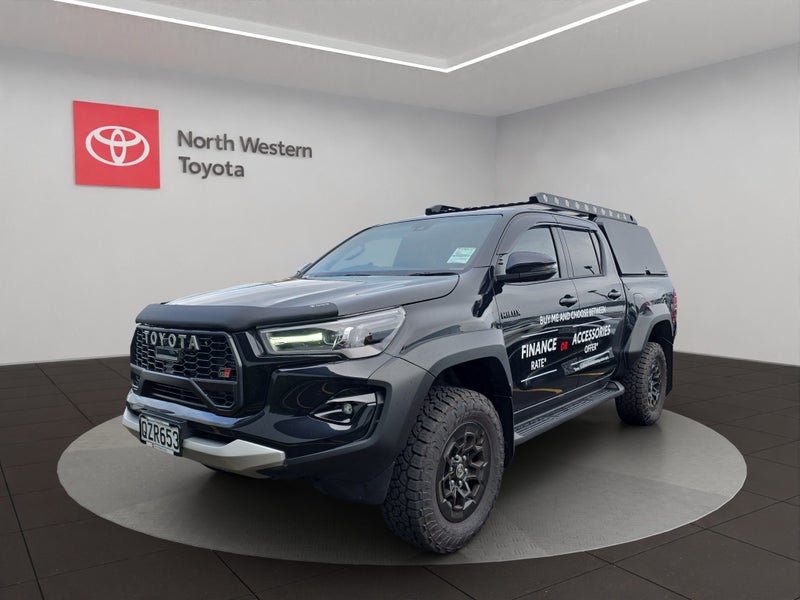 2025 Toyota Hilux GR Sport 2.8L Diesel Turbo 4W... image 3
