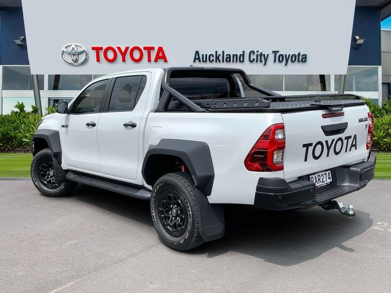 2025 Toyota Hilux GR SPORT 4WD image 3