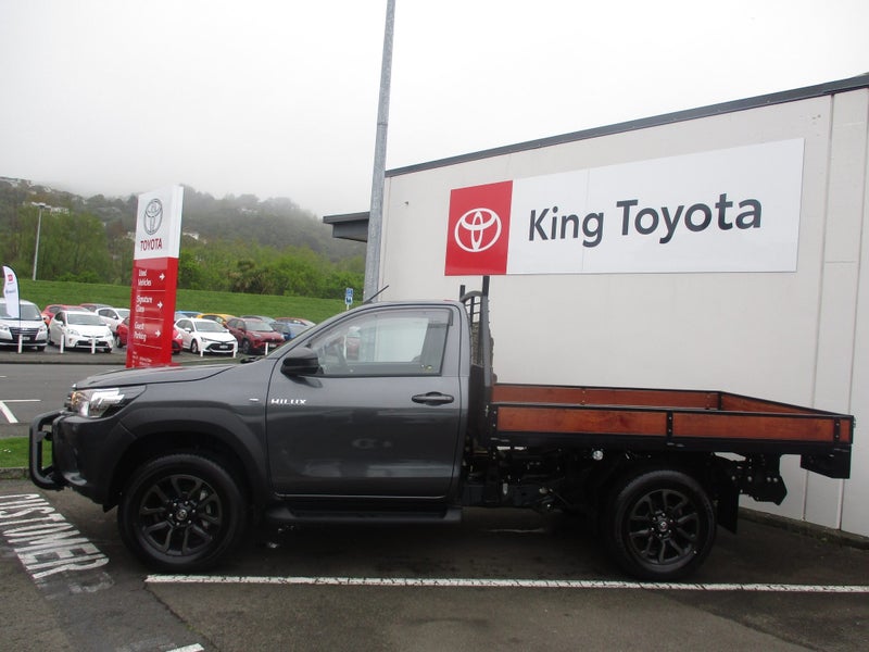 2025 Toyota Hilux SR 2.8DT 6AT 4WD SCC image 2