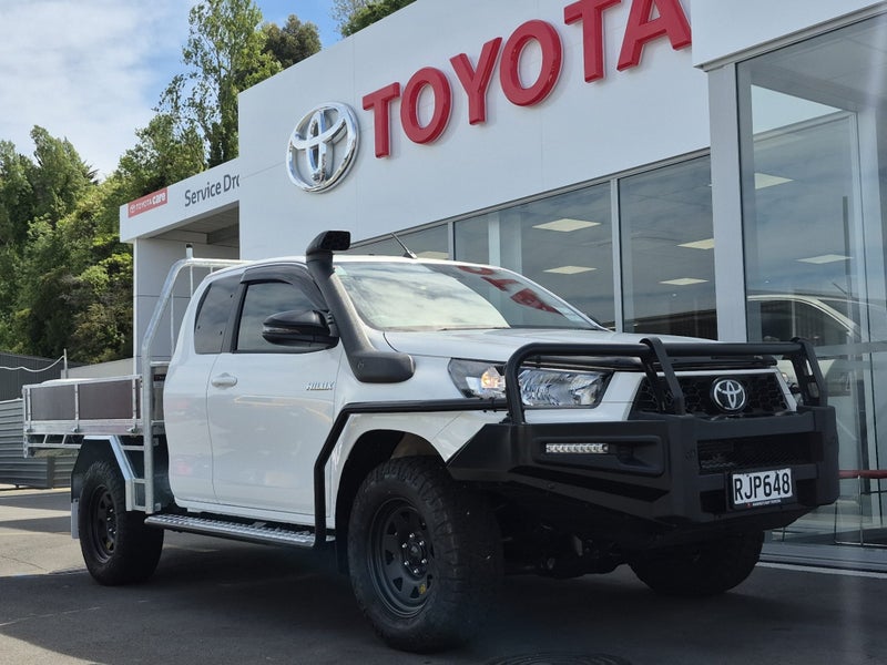 2025 Toyota Hilux SR 2.8DT 6Auto 4WD image 1