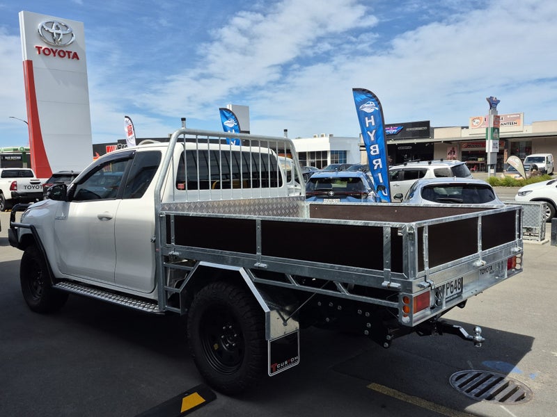 2025 Toyota Hilux SR 2.8DT 6Auto 4WD image 5