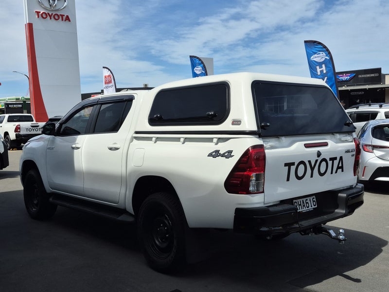 2025 Toyota Hilux SR 2.8DT Hybrid 6AT 4WD image 5