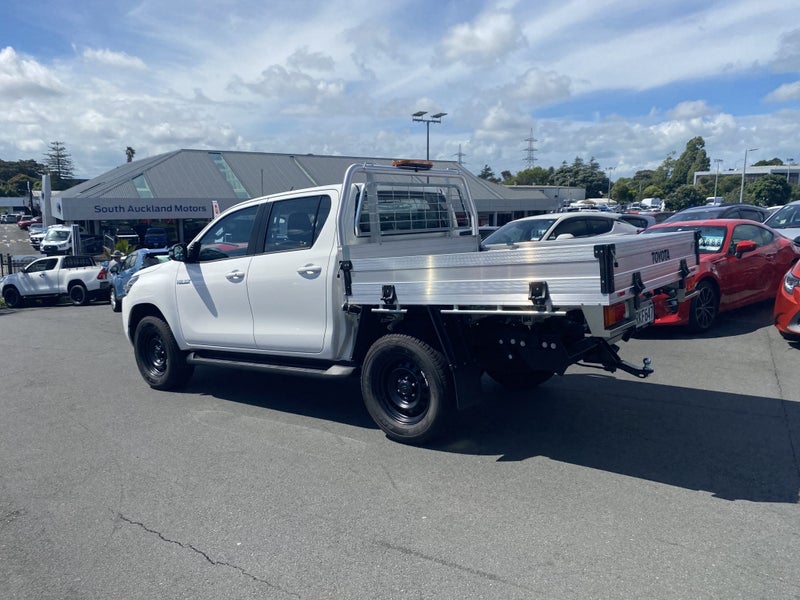 2025 Toyota Hilux SR 2.8DT Hybrid 6AT 4WD image 5