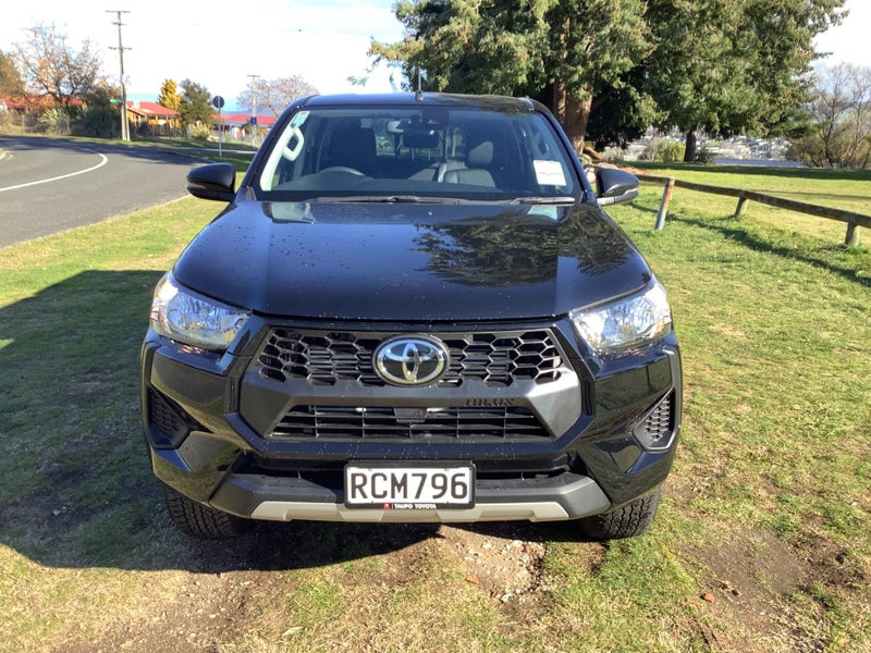 2025 Toyota Hilux SR 2.8DT Hybrid 6AT 4WD Doubl... image 3