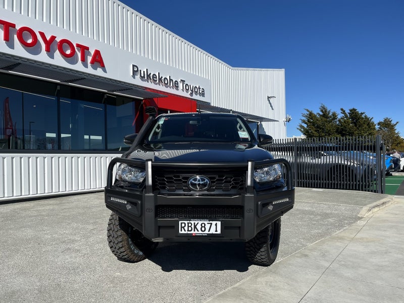 2025 Toyota Hilux SR 2.8DT Hybrid 6AT 4WD Doubl... image 5