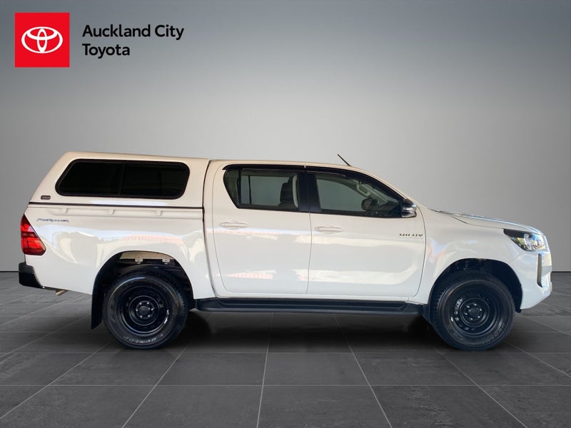 2025 Toyota Hilux Sr Td Dc 2.8Dt image 2