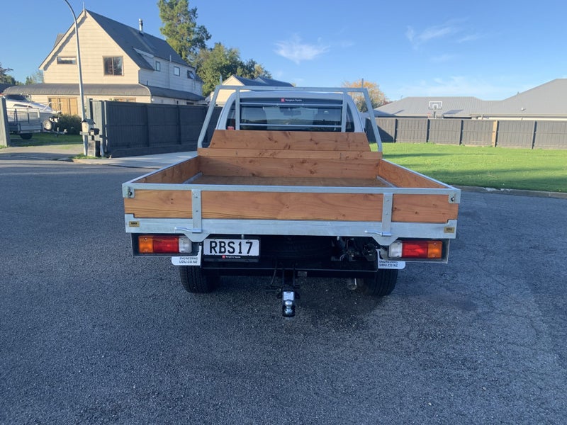 2025 Toyota Hilux Sr Td Ec/Cc 2.8Dt image 4