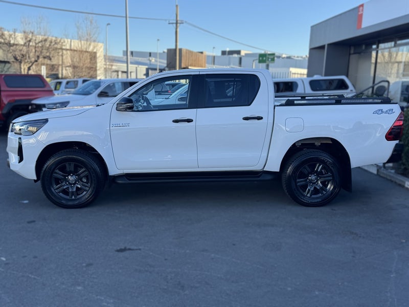 2025 Toyota Hilux SR5 2.8 DIESEL TURBO HYBRID A... image 4