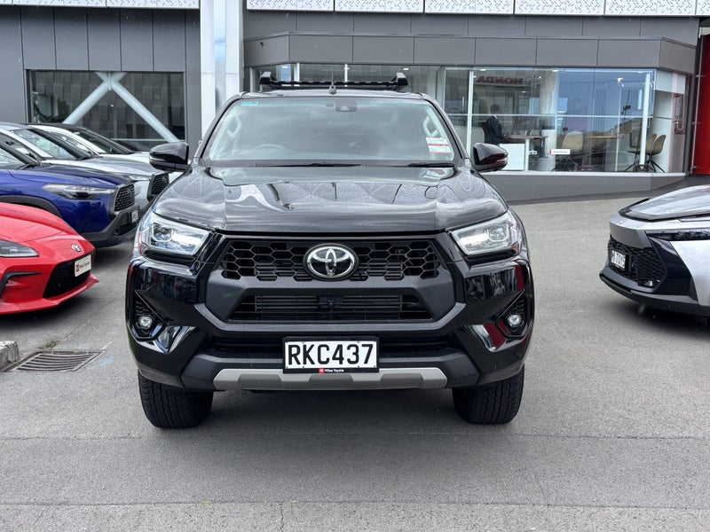 2025 Toyota Hilux SR5 2.8D 4WD Auto Hybrid image 2