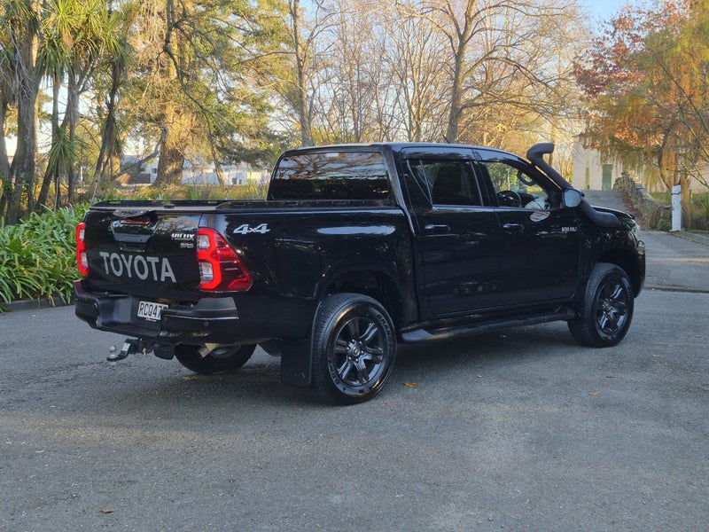 2025 Toyota Hilux SR5 2.8DT 6MT 4WD (LFDMS-TI2) image 3