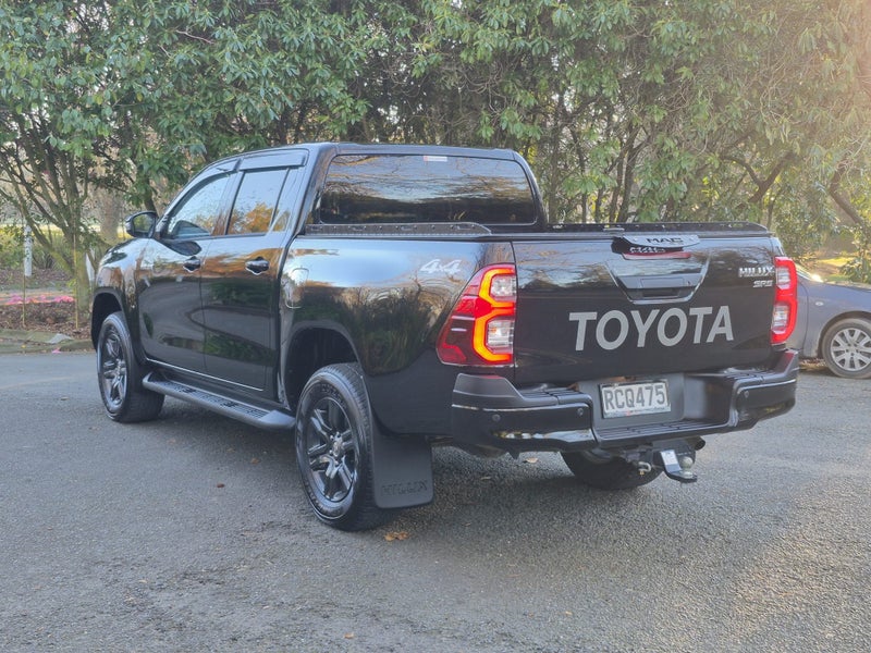 2025 Toyota Hilux SR5 2.8DT 6MT 4WD (LFDMS-TI2) image 5