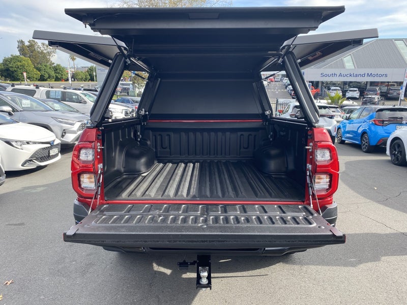 2025 Toyota Hilux SR5 2.8DT Hybrid 6AT 4WD image 4