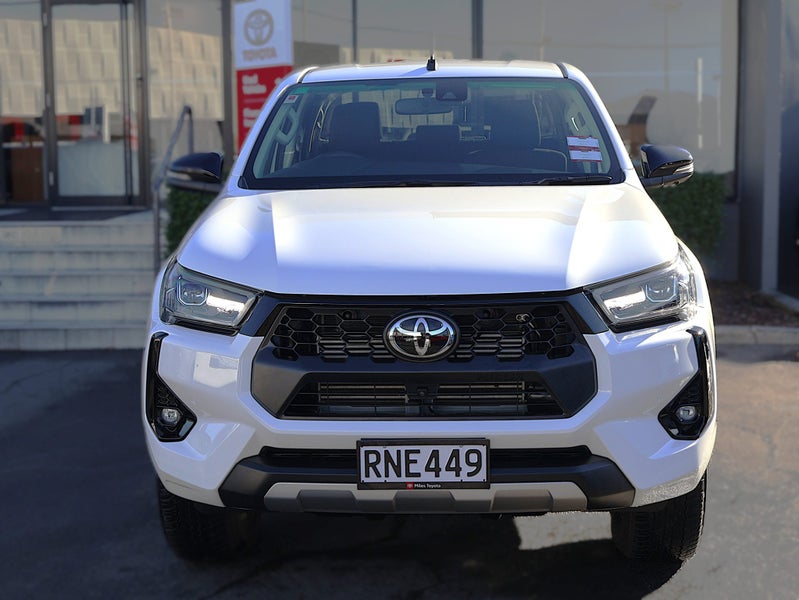 2025 Toyota Hilux SR5 2.8DT Hybrid 6AT 4WD image 2