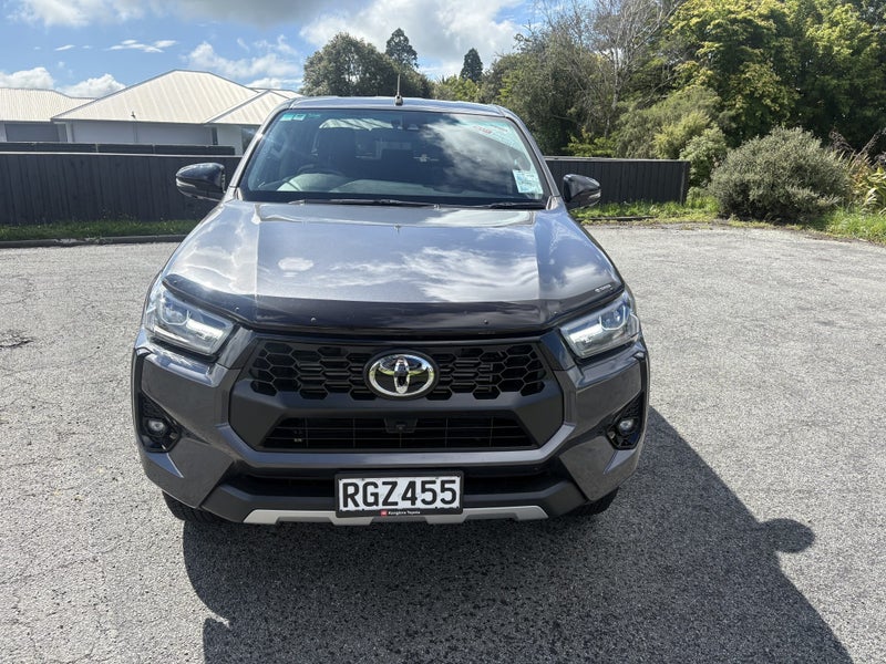 2025 Toyota Hilux SR5 2.8DT Hybrid 6AT 4WD DCW/... image 2