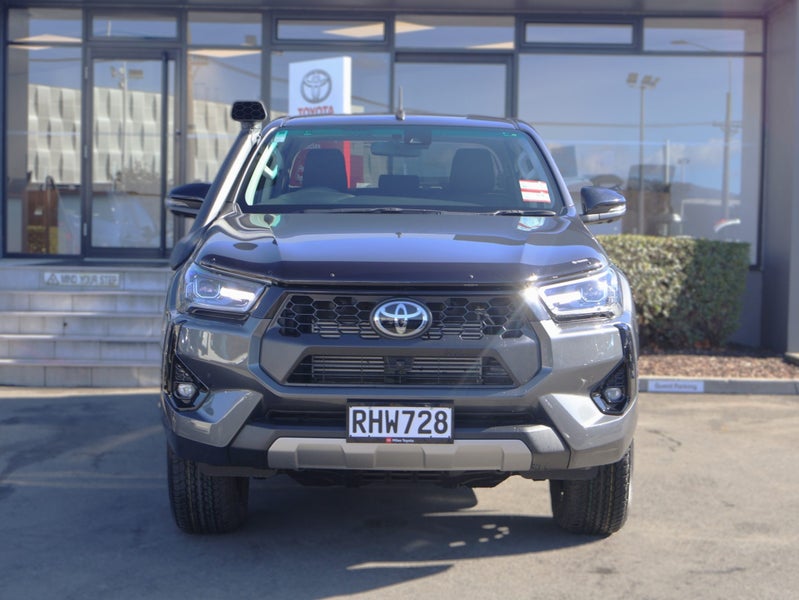 2025 Toyota Hilux SR5 2.8DT Hybrid 6AT 4WD DCW/... image 2
