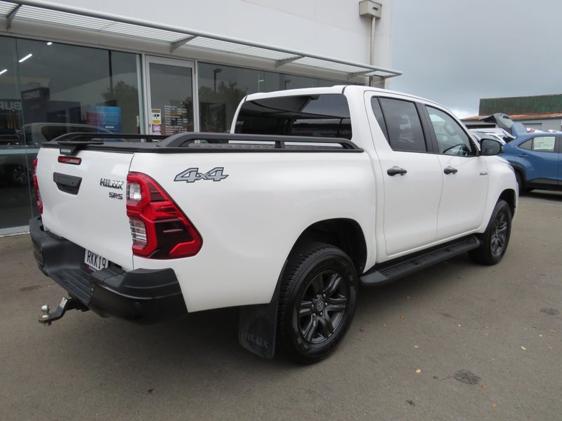 2025 Toyota Hilux SR5 2.8DT Hybrid 6AT 4WD DCW/... image 5