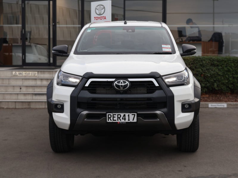 2025 Toyota Hilux SR5 Cruiser 2.8 DIESEL HYBRID... image 2