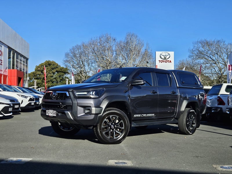 2025 Toyota Hilux SR5 Cruiser 2.8DT Hybrid 4WD image 5