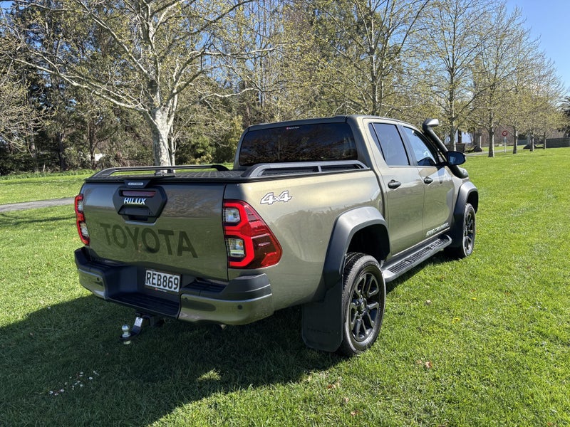 2025 Toyota Hilux SR5 Cruiser 2.8DT Hybrid 6AT... image 4