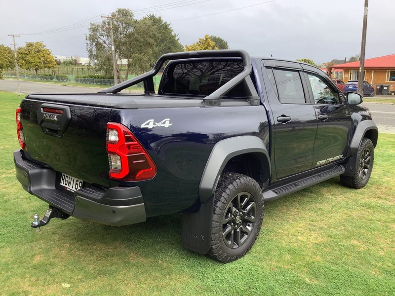 2025 Toyota Hilux SR5 Cruiser 2.8DT Hybrid 6AT... image 4