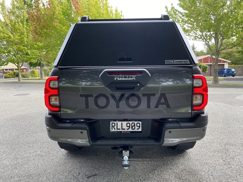 2025 Toyota Hilux SR5 Cruiser 2.8DT Hybrid 6AT 4WD image 4