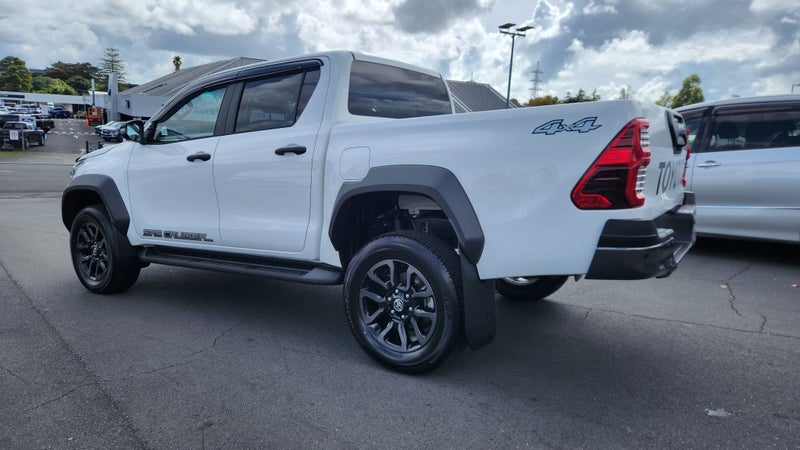 2025 Toyota Hilux SR5 Cruiser 2.8DT Hybrid 6AT 4WD image 5