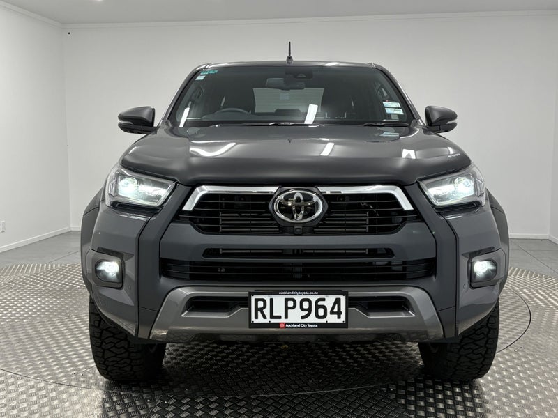 2025 Toyota Hilux SR5 Cruiser 2.8TD 4WD DC image 4
