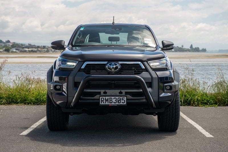 2025 Toyota Hilux SR5 CRUISER 2WD image 2