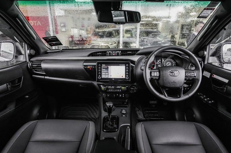 2025 Toyota Hilux Sr5 Cruiser DC 4WD image 2