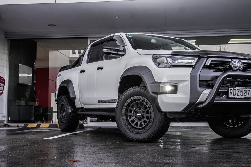 2025 Toyota Hilux Sr5 Cruiser DC 4WD image 4